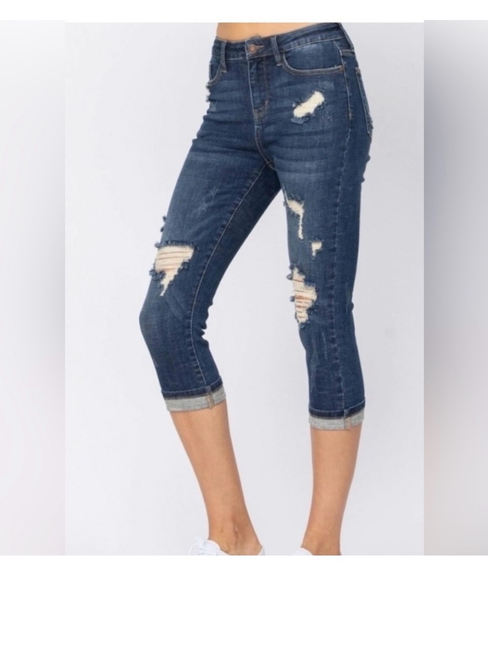 Just Blue Dark Blue Distressed Capri Jeans for Women